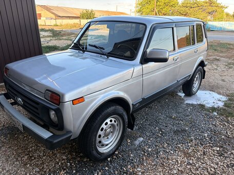 2006 Lada (ВАЗ) 2131 (4x4) I, серебристый, 355000 рублей, вид 2