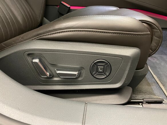2020 Audi A7 55 TFSI II (4K), белый, 5200000 рублей - вид 21