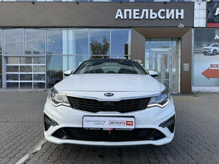 2019 Kia Optima IV Рестайлинг, белый, 2236500 рублей, вид 2