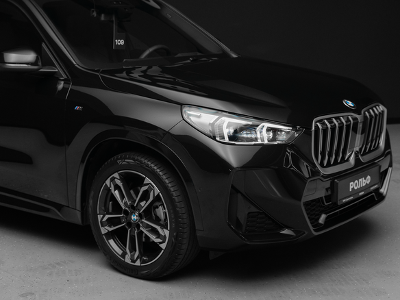 2025 BMW X1 20i xDrive III (U11/U12), чёрный - вид 6