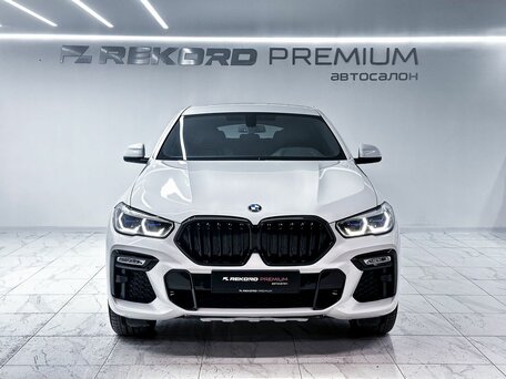2021 BMW X6 40i III (G06), белый, 7550000 рублей, вид 4
