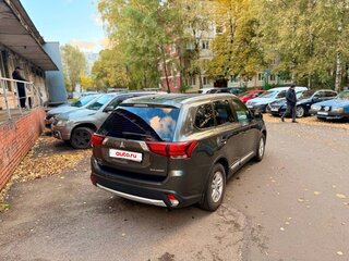 2016 Mitsubishi Outlander III Рестайлинг 2, серый, 1820000 рублей, вид 5