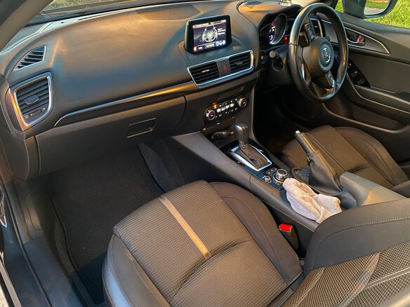 2016 Mazda Axela III Рестайлинг, серый, 1450000 рублей - вид 8