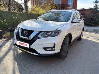 2018 Nissan Rogue II Рестайлинг, белый, 2029000 рублей, вид 2