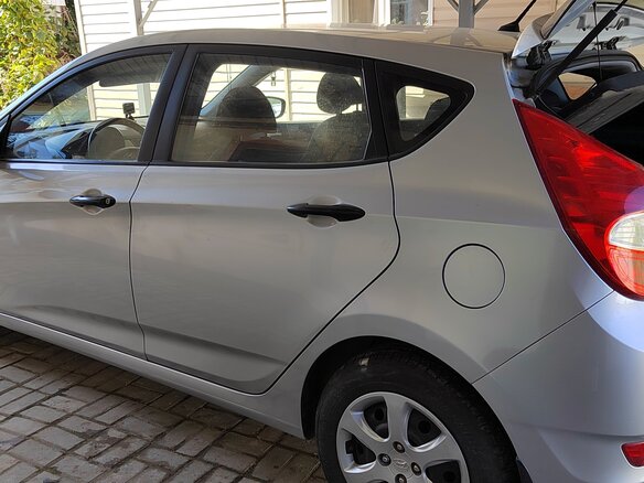 2012 Hyundai Solaris I, серый, 780000 рублей - вид 11