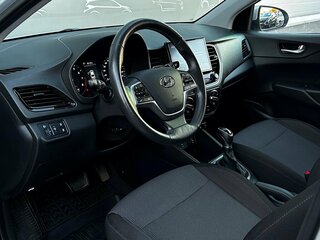2022 Hyundai Solaris II Рестайлинг, серый, 1626700 рублей, вид 5