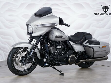 2023 Harley-Davidson CVO Street Glide, серый, 3899000 рублей, вид 3