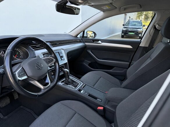 2021 Volkswagen Passat B8 Рестайлинг, белый, 2390000 рублей - вид 8