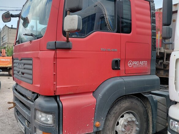 2007 MAN TGA, красный, 1295000 рублей - вид 1