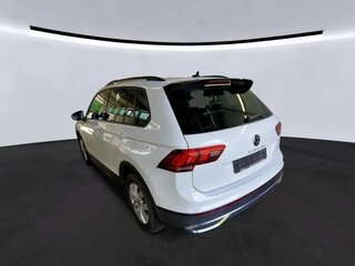 2022 Volkswagen Tiguan II Рестайлинг, белый, 2392000 рублей, вид 4