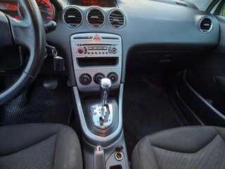 2011 Peugeot 308 I Рестайлинг, белый, 350000 рублей, вид 5
