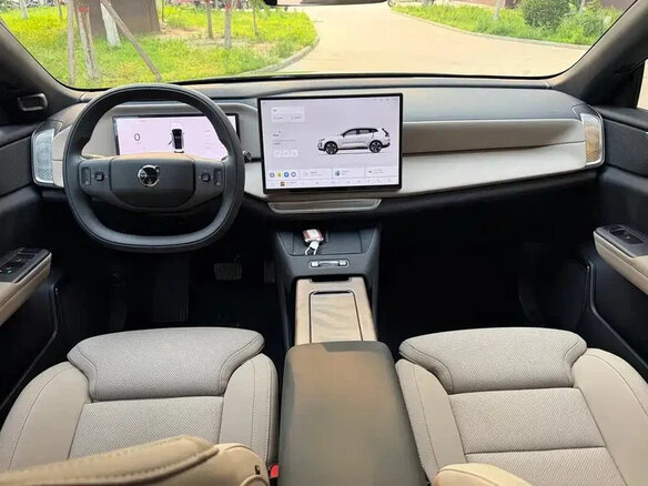 2026 Volvo XC70 III, бежевый, 6989001 рублей - вид 8