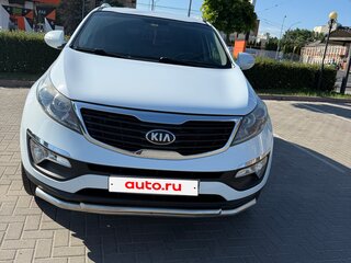 2013 Kia Sportage III, белый, 1650000 рублей, вид 3