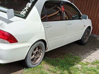 2001 Mitsubishi Lancer Cedia IX, белый, 270000 рублей, вид 5