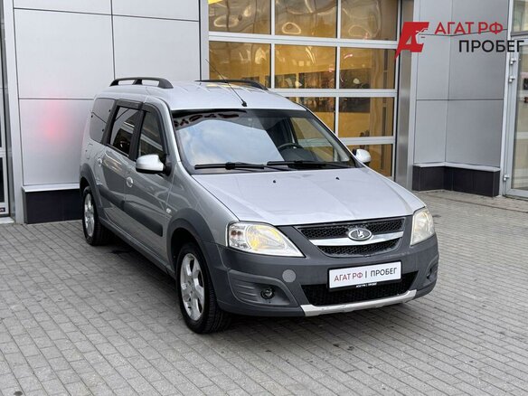 2016 Lada (ВАЗ) Largus I, серебристый, 990000 рублей