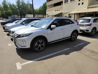2022 Mitsubishi Eclipse Cross I Рестайлинг, белый, 2550000 рублей, вид 3