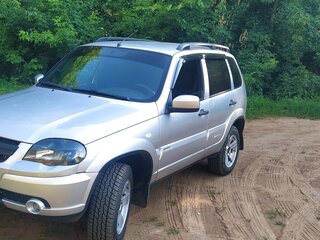 2007 Chevrolet Niva I, серебристый, 785000 рублей, вид 2