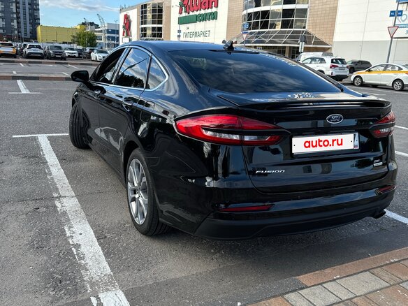 2019 Ford Fusion (North America) II Рестайлинг, чёрный, 1600000 рублей - вид 10