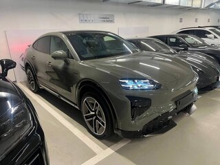 2026 Porsche Cayenne Turbo Electric Coupé IV, зелёный, 29500000 рублей, вид 2