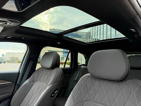 2026 Geely Monjaro I Рестайлинг 2 (China Market), чёрный, 4200000 рублей - вид 18