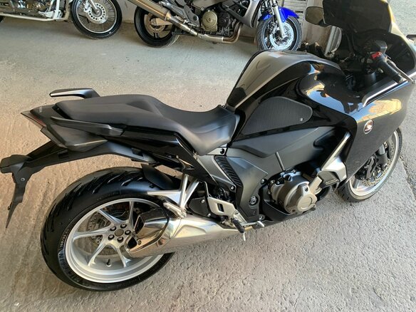 2013 Honda VFR 1200, чёрный, 730000 рублей - вид 8