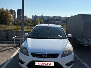 2010 Ford Focus II Рестайлинг, белый, 480000 рублей, вид 1