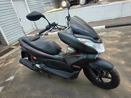 2013 Honda PCX 150, чёрный, 208000 рублей, вид 2