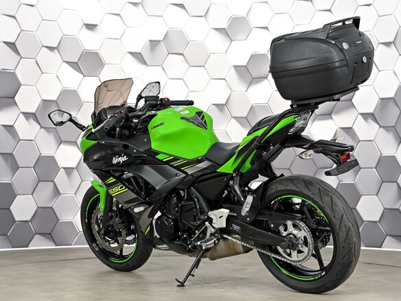 2018 Kawasaki Ninja 650, зелёный, 745000 рублей - вид 7