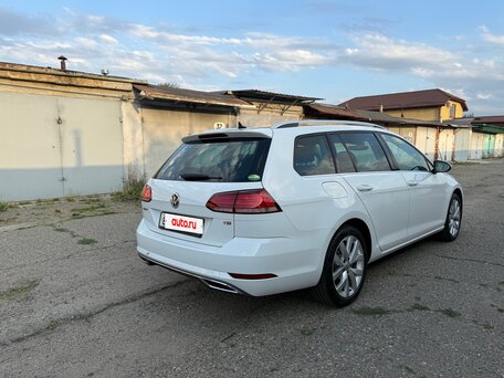 2018 Volkswagen Golf VII Рестайлинг, белый, 1500000 рублей, вид 5