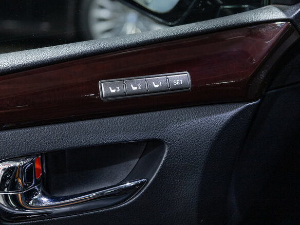 2012 Lexus LX 570 III, чёрный, 4058510 рублей - вид 26