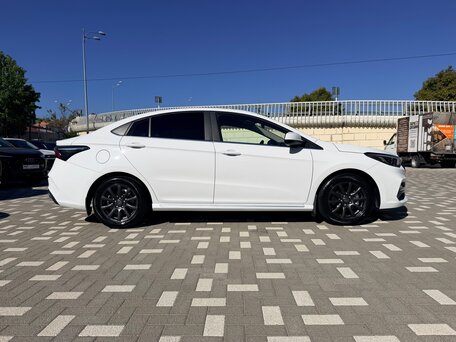 2024 Omoda S5, белый, 1340000 рублей, вид 4