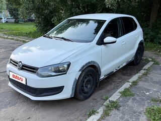 2011 Volkswagen Polo V, белый, 405000 рублей, вид 2