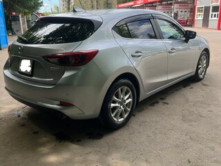 2018 Mazda Axela III Рестайлинг, серый, 1400000 рублей, вид 5