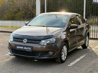 2015 Volkswagen Polo V, коричневый, 849000 рублей, вид 3