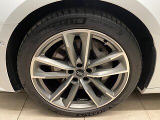 2020 Audi A7 55 TFSI II (4K), белый, 5200000 рублей, вид 4