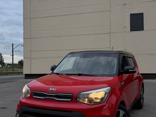 2017 Kia Soul II Рестайлинг, красный, 1499000 рублей, вид 2