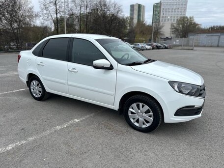 2019 Lada (ВАЗ) Granta I Рестайлинг, белый, 585000 рублей, вид 2