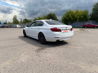 2014 BMW 5 серии 530d xDrive VI (F10/F11/F07) Рестайлинг, белый, 2500000 рублей, вид 3