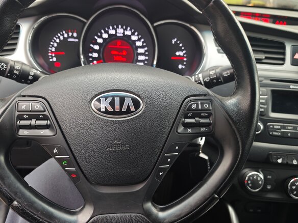2014 Kia Ceed II, коричневый, 1299000 рублей - вид 12