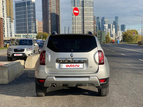 2016 Renault Duster I Рестайлинг, серебристый, 879000 рублей - вид 3