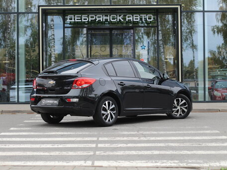 2014 Chevrolet Cruze I Рестайлинг, чёрный, 945000 рублей, вид 3