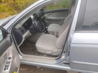 2007 Kia Cerato I, серебристый, 450000 рублей, вид 5