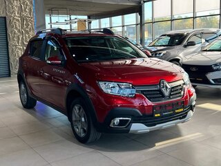 2019 Renault Sandero Stepway II Рестайлинг, красный, 1350000 рублей, вид 3
