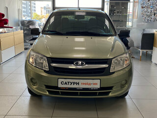 2013 Lada (ВАЗ) Granta I, зелёный, 230000 рублей, вид 2