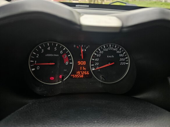 2011 Nissan Note I Рестайлинг, серебристый, 725000 рублей - вид 6