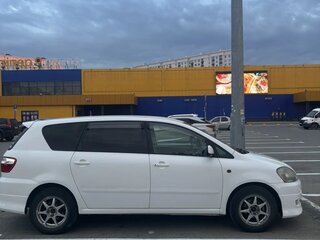 2001 Toyota Ipsum II (M20), белый, 680000 рублей, вид 3
