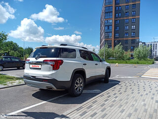 2022 GMC Acadia II Рестайлинг, белый, 2152922 рублей, вид 4