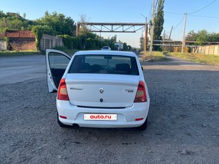2011 Renault Logan I Рестайлинг, белый, 330000 рублей, вид 3