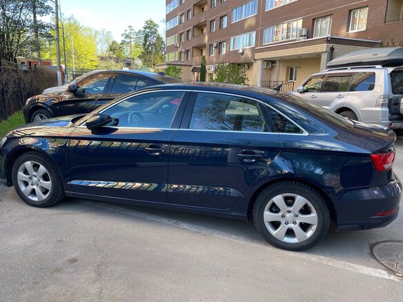 2019 Audi A3 III (8V) Рестайлинг, синий, 2750000 рублей - вид 3