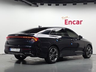 2023 Kia K5 III, чёрный, 2700000 рублей, вид 2